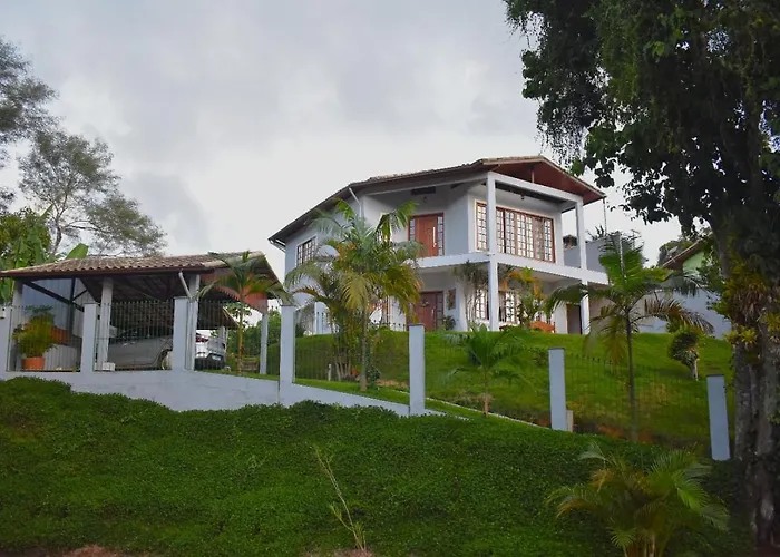 Casa Espetacular No Centro Da Serra
